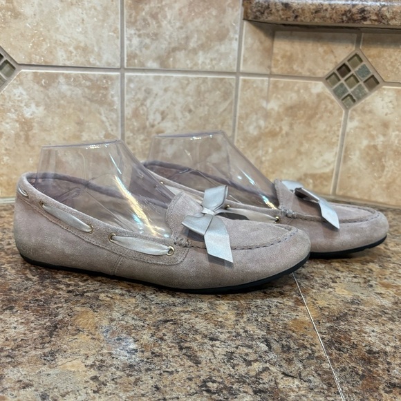 Vionic Alice Gray Suede Loafer Slippers Size 8 - Picture 2 of 14